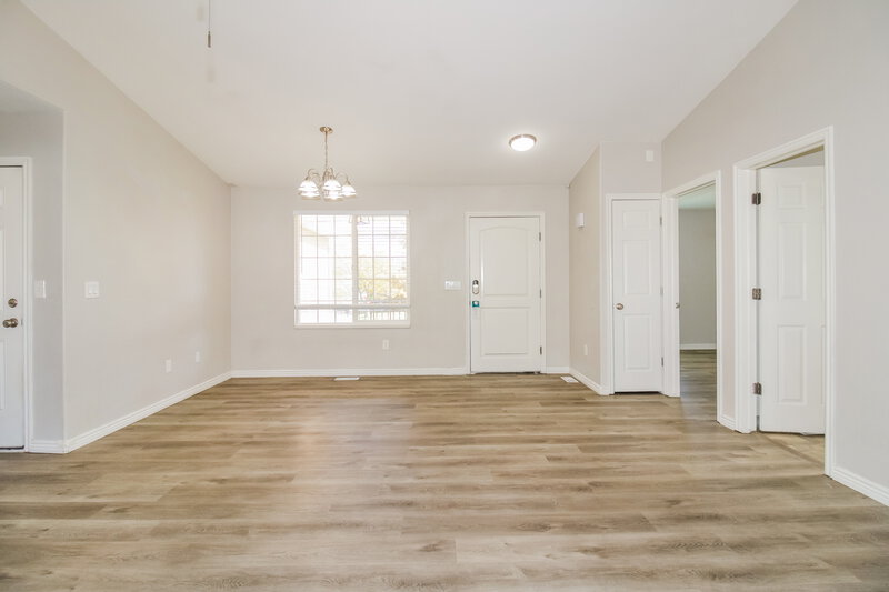 2,700/Mo, 14122 Rosaleen Ln Herriman, UT 84096 Living Room View