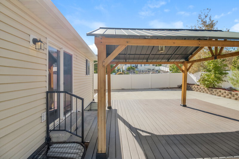 2,700/Mo, 14122 Rosaleen Ln Herriman, UT 84096 Deck View