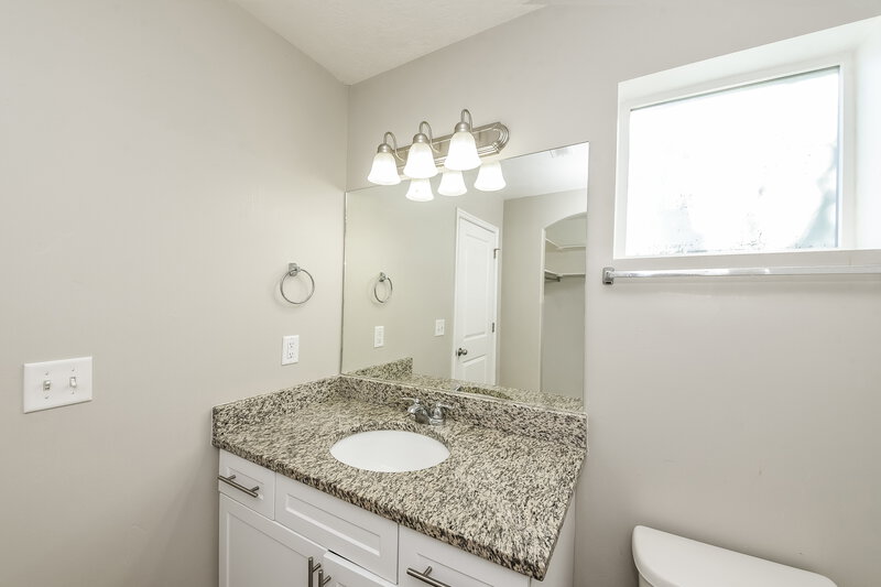 2,435/Mo, 3423 S Melanie Cove Magna, UT 84044 Bathroom View 2