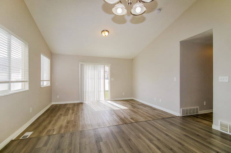 2,815/Mo, 7548 S Mesa Maple Dr West Jordan, UT 84081 Misc View 2