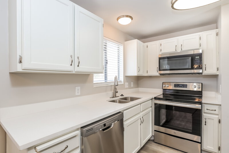 2,655/Mo, 1412 W 8660 S West Jordan, UT 84088 Misc View 5