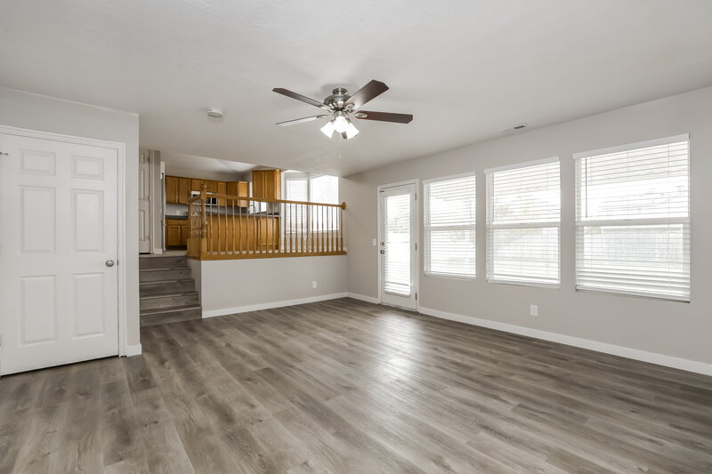 2,455/Mo, 1831 W Quarter Horse Ave Salt Lake City, UT 84116 Misc View 6