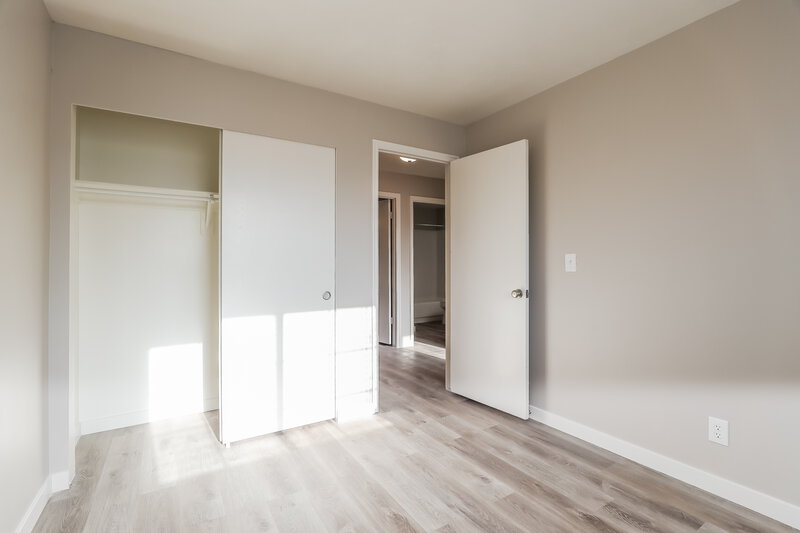 2,645/Mo, 3986 W 8660 S West Jordan, UT 84088 Misc View 11