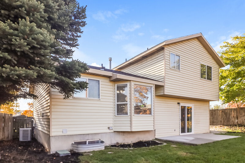 2,645/Mo, 3986 W 8660 S West Jordan, UT 84088 Misc View 14