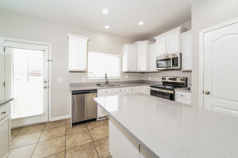 2,360/Mo, 7974 S Big Sycamore Dr West Jordan, UT 84081 Misc View 4