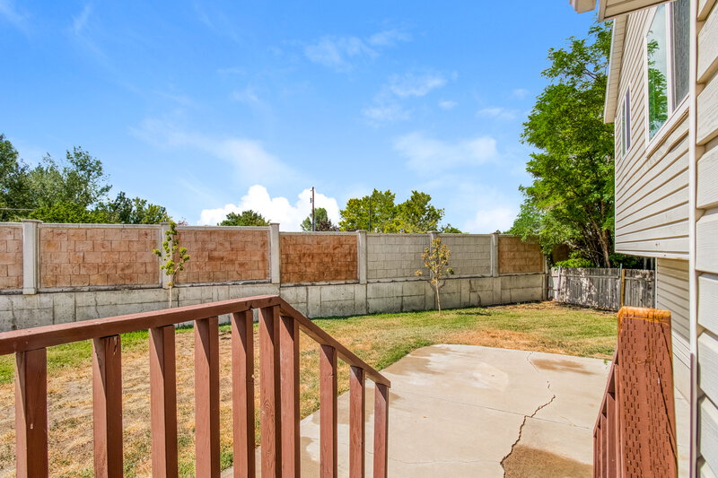 2,835/Mo, 8492 S Merrick Ct West Jordan, UT 84081 Backyard View