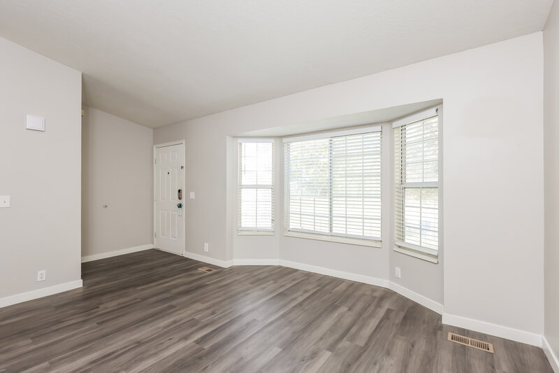 2,155/Mo, 5902 South Woodview Dr Salt Lake City, UT 84118 Misc View 2