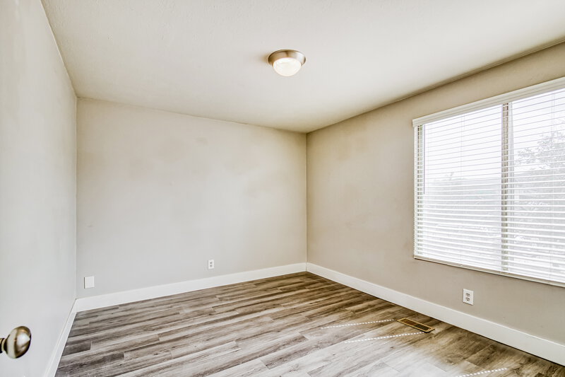 2,565/Mo, 6144 W Rishel Cir West Valley City, UT 84128 Bedroom View