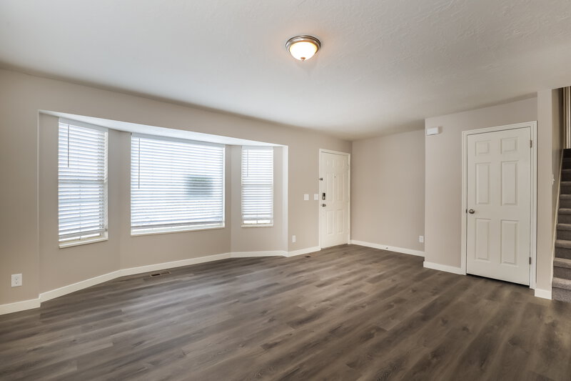 3,005/Mo, 5463 W Spike Ave Unit 19 West Valley City, UT 84120 Living Room View