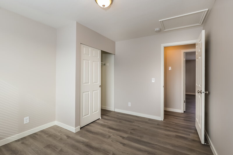 3,005/Mo, 5463 W Spike Ave Unit 19 West Valley City, UT 84120 Bedroom View