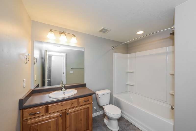 2,915/Mo, 3762 S Teal Run Way South Salt Lake, UT 84119 Bathroom View
