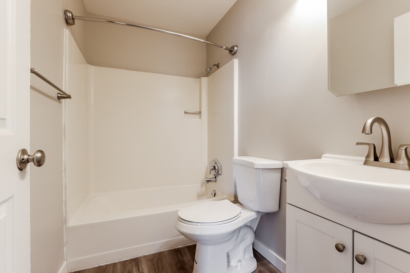 2,350/Mo, 6136 S Woodsborough Way Salt Lake City, UT 84118 Misc View 12