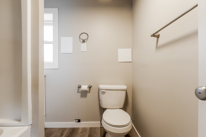 2,350/Mo, 6136 S Woodsborough Way Salt Lake City, UT 84118 Misc View 13