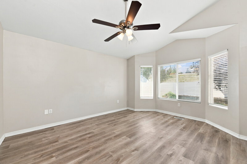 3,165/Mo, 12682 S Diamondback Dr Riverton, UT 84096 Primary Bedroom View