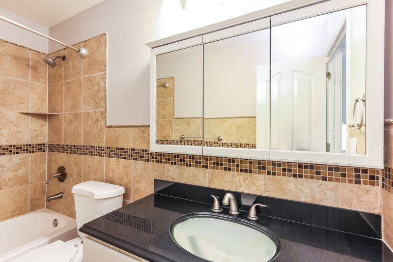 3,110/Mo, 4983 W Copper Canyon Way West Jordan, UT 84081 Bathroom View