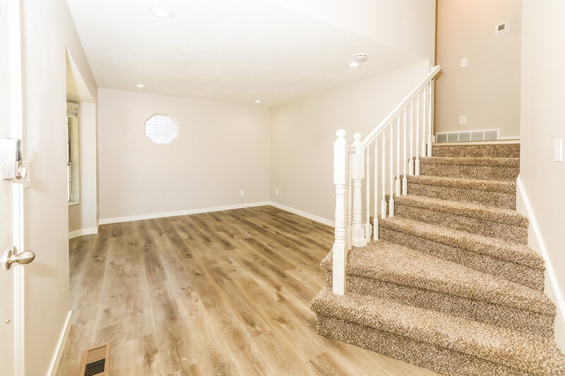 3,045/Mo, 9358 S Sweet Meadow Lane Sandy, UT 84070 Misc View 12