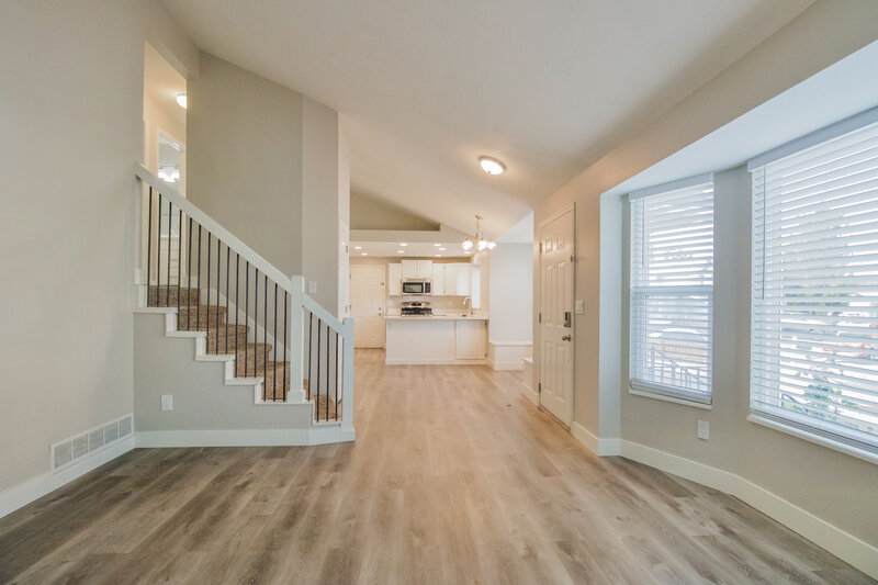 2,960/Mo, 8702 S Covewood Pl West Jordan, UT 84088 Living Room View 2