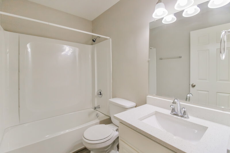 2,960/Mo, 8702 S Covewood Pl West Jordan, UT 84088 Bathroom View