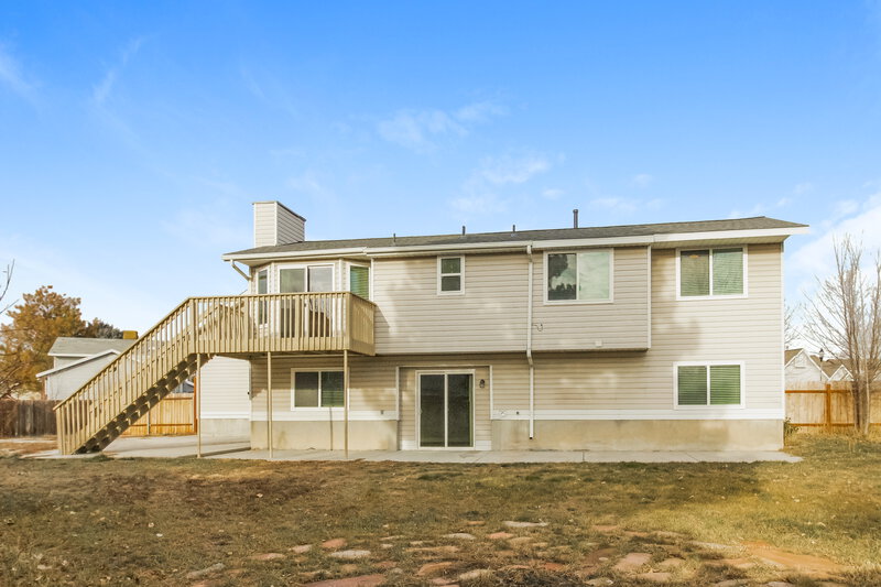 2,960/Mo, 8702 S Covewood Pl West Jordan, UT 84088 Rear View