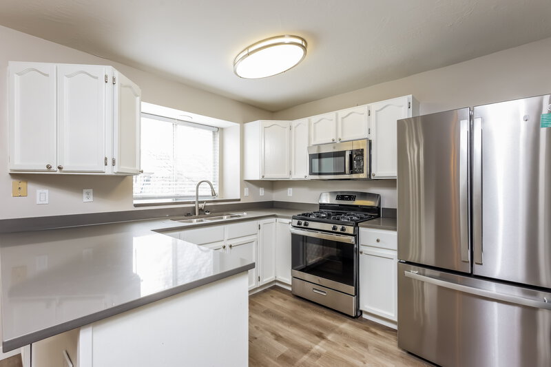 3,160/Mo, 2269 W Bennion Heights Cir Taylorsville, UT 84084 Misc View 6