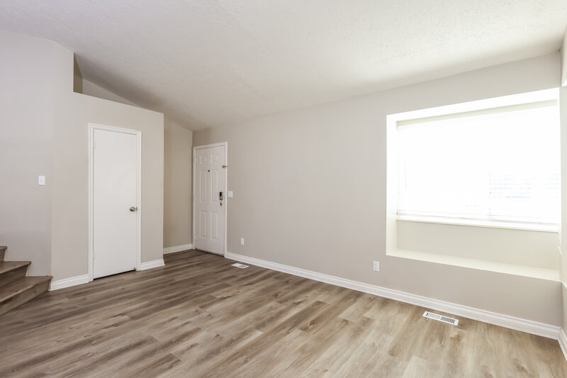 2,595/Mo, 1658 W 8430 S West Jordan, UT 84088 Misc View 2