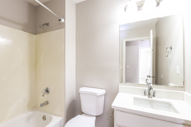 2,595/Mo, 1658 W 8430 S West Jordan, UT 84088 Misc View 9