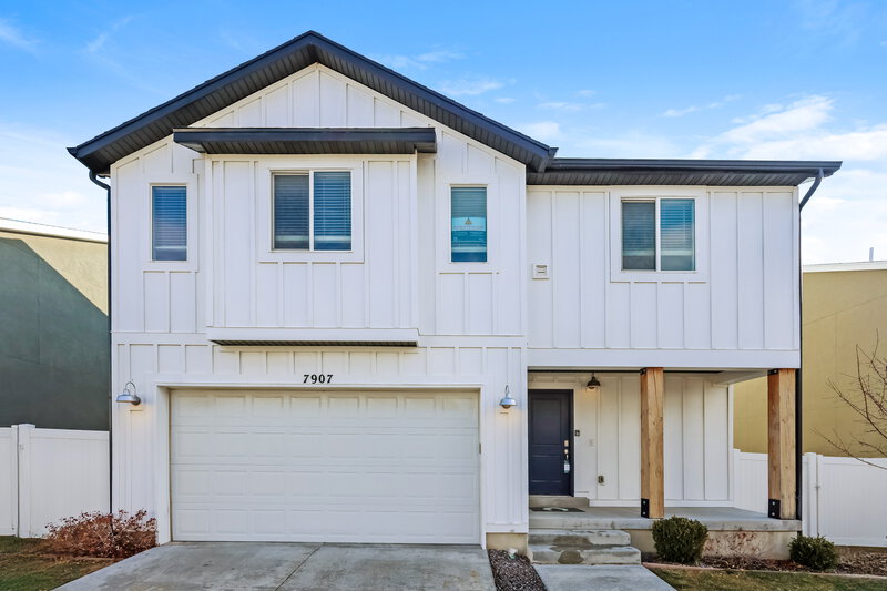 2,600/Mo, 7907 S Gaea Ct West Jordan, UT 84081 External View