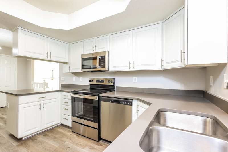 2,450/Mo, 4935 S 3000 W Roy, UT 84067 Kitchen View 2
