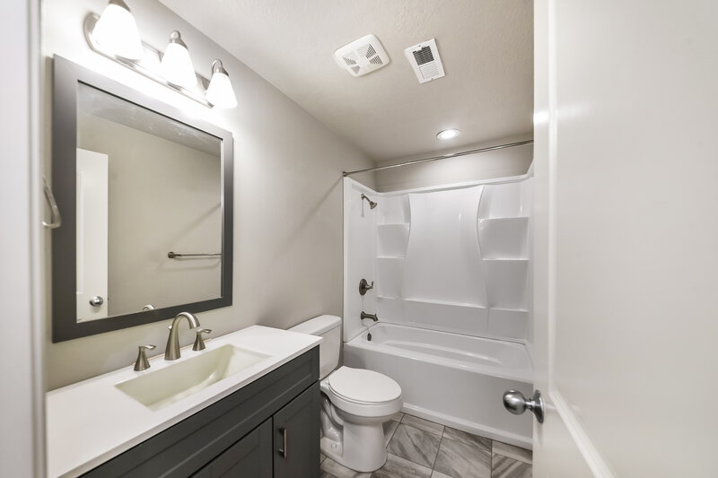3,045/Mo, 7054 West Dry Sycamore Lane West Jordan, UT 84081 Main Bathroom View 2