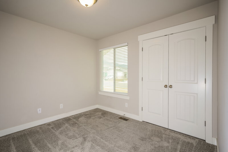 2,145/Mo, 2419 E Prairie Ln Eagle Mountain, UT 84005 Bedroom View