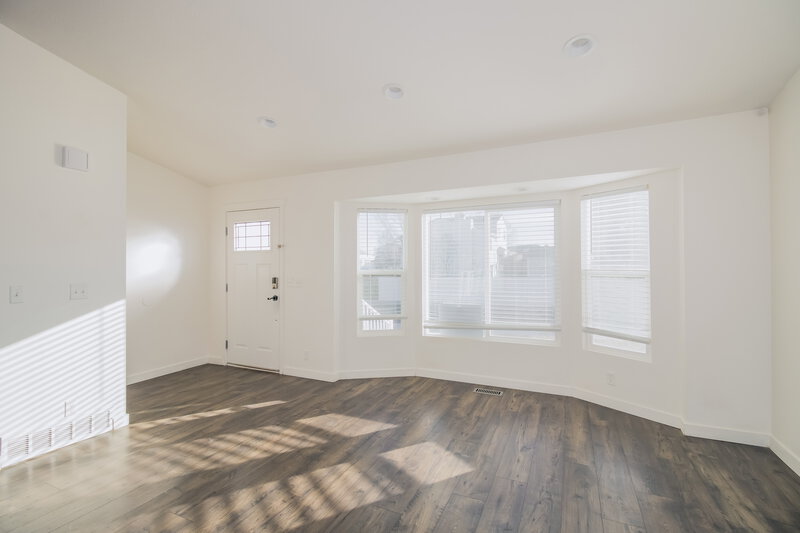 2,835/Mo, 4732 West Helenic Lane West Jordan, UT 84088 Living Room View