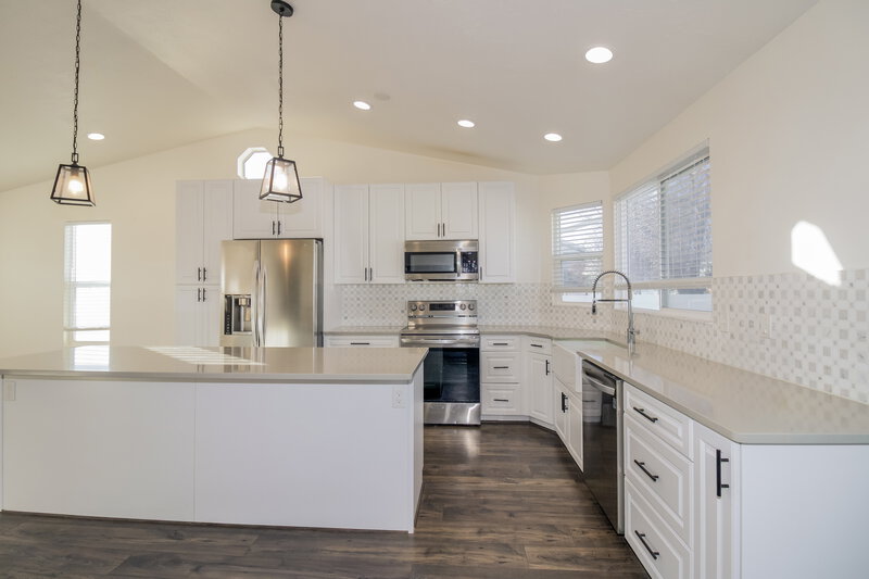 2,835/Mo, 4732 West Helenic Lane West Jordan, UT 84088 Kitchen View