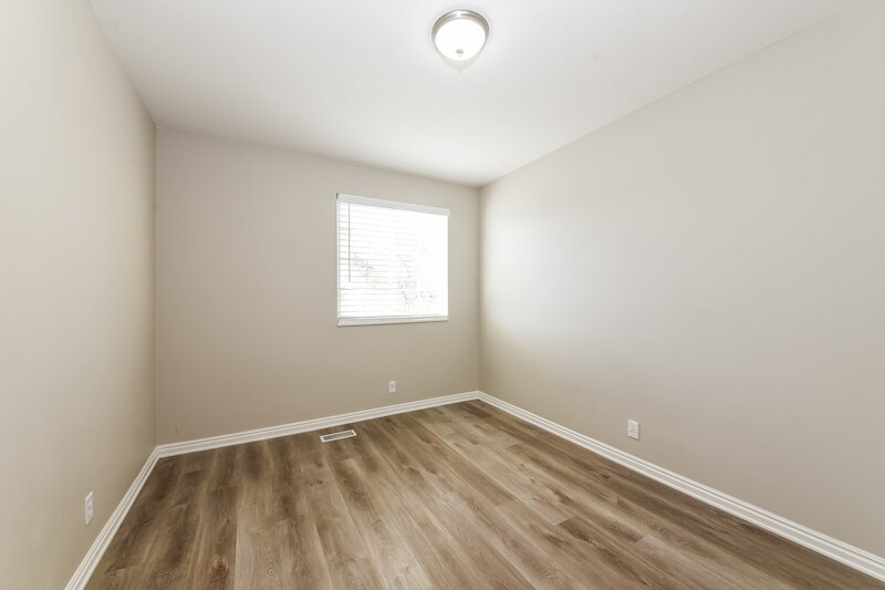 3,050/Mo, 5433 W Branbury Ct Salt Lake City, UT 84118 Bedroom View