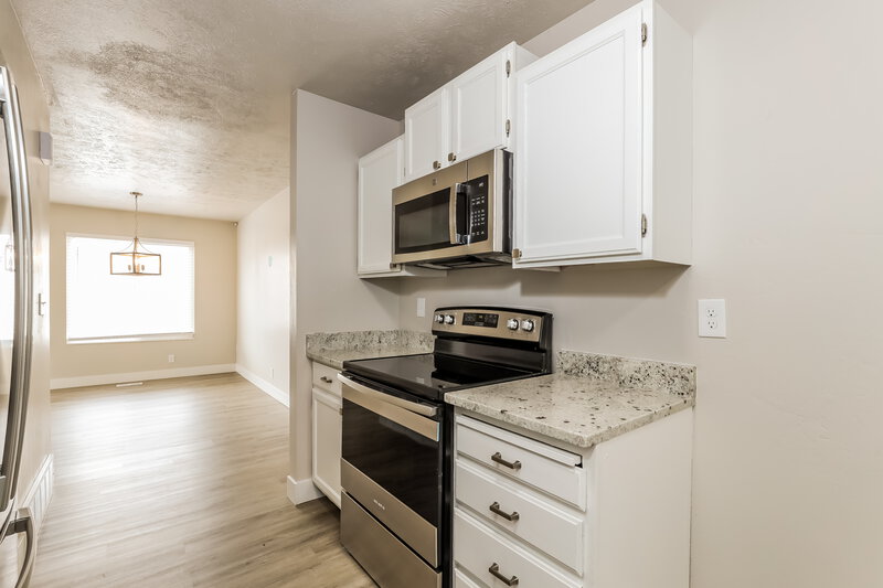 2,840/Mo, 76 W Stauffer Ln Murray, UT 84107 Misc View 4