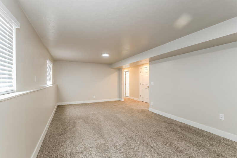 2,840/Mo, 76 W Stauffer Ln Murray, UT 84107 Misc View 7