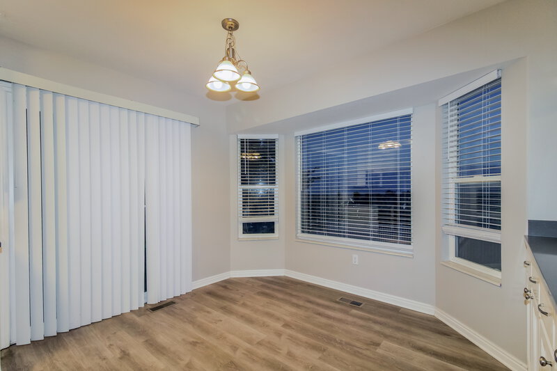 2,695/Mo, 1412 S Pebblecreek Dr Layton, UT 84041 Dining Room View