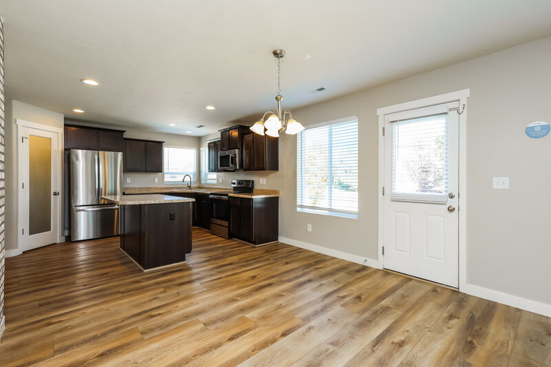 2,640/Mo, 3448 W Oak Crest Dr Lehi, UT 84043 Dining Room View