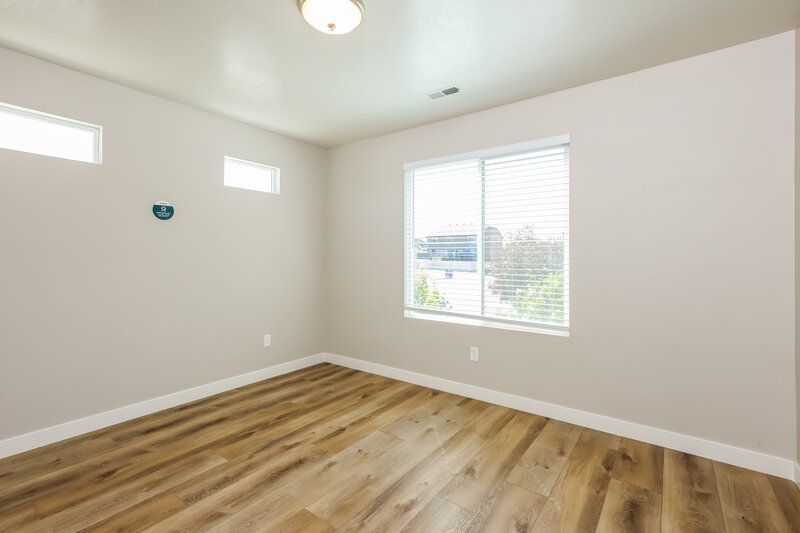 2,640/Mo, 3448 W Oak Crest Dr Lehi, UT 84043 Bedroom View 3