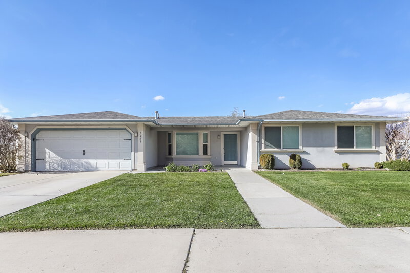 2,440/Mo, 2528 W 370 N Provo, UT 84601 External View