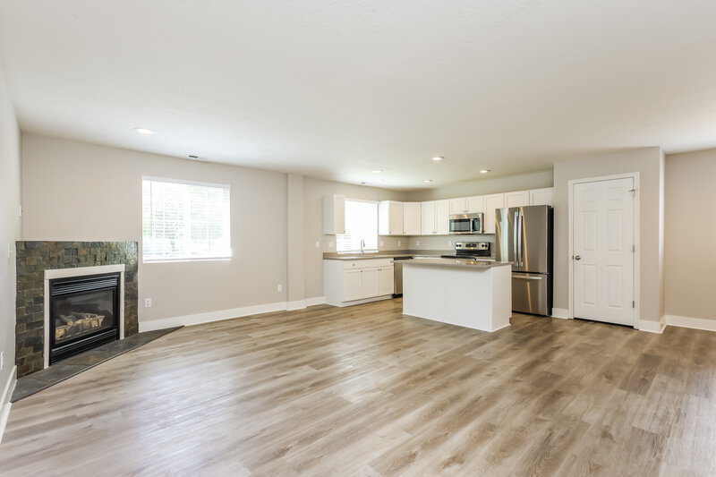 2,630/Mo, 137 E 1910 N Tooele, UT 84074 Living Room View