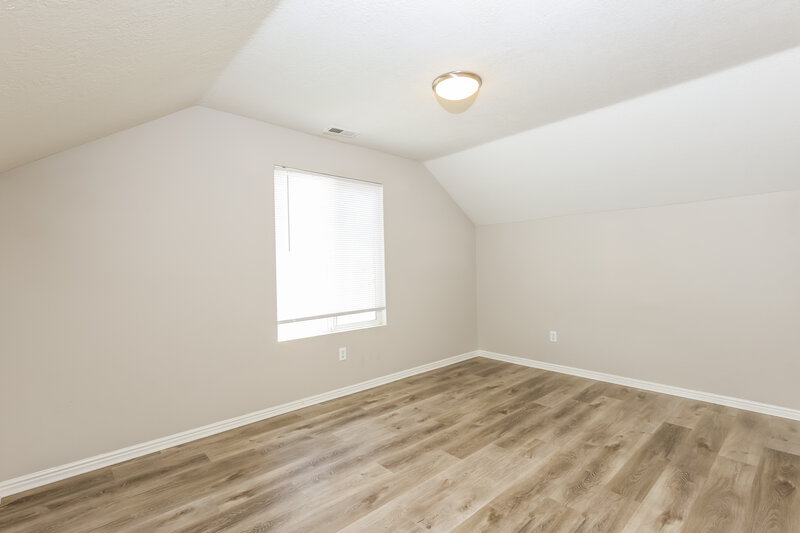 2,630/Mo, 137 E 1910 N Tooele, UT 84074 Main Bedroom View