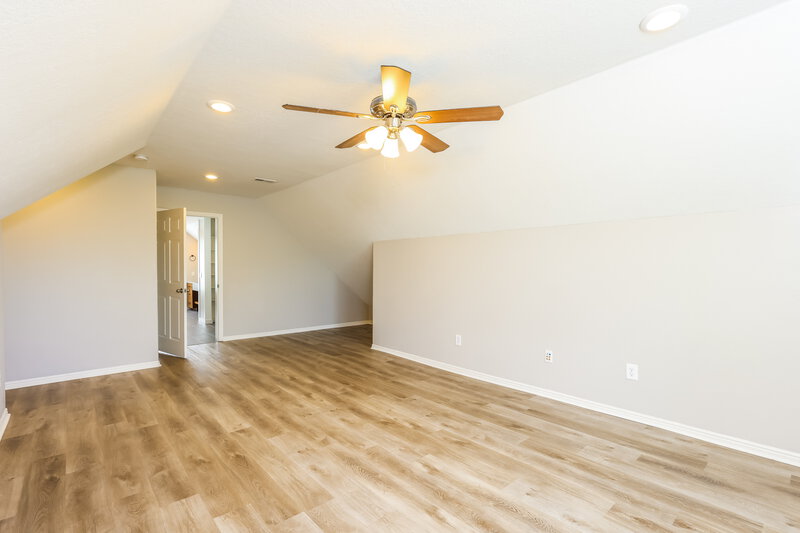2,630/Mo, 137 E 1910 N Tooele, UT 84074 Main Bedroom View 3