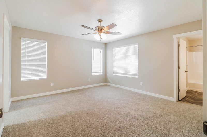 3,570/Mo, 13332 S Fallowfield Ln Herriman, UT 84096 Main Bedroom View