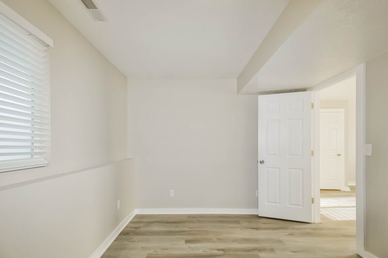 2,525/Mo, 2353 N 400 W Harrisville, UT 84414 Misc View 5
