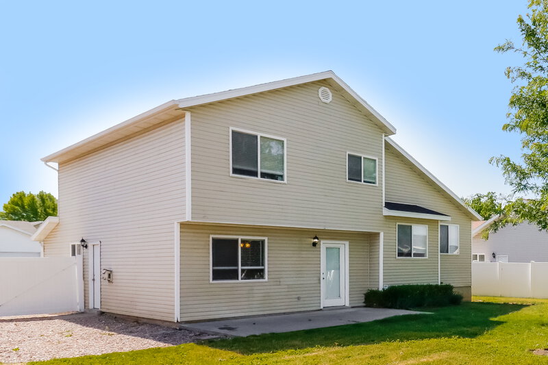 2,820/Mo, 2189 N 50 W Layton, UT 84041 Misc View 16