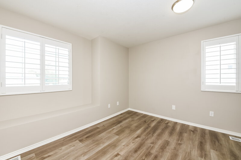 2,855/Mo, 6956 S Sparrowtail Rd West Jordan, UT 84081 Bedroom View 2