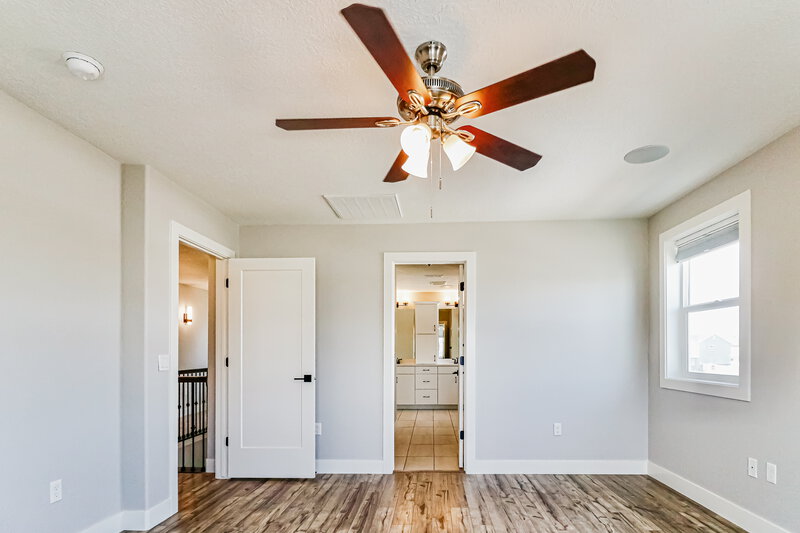 2,815/Mo, 1611 W Parkview Dr Syracuse, UT 84075 Misc View 8