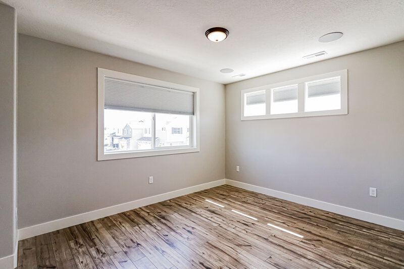 2,815/Mo, 1611 W Parkview Dr Syracuse, UT 84075 Misc View 14