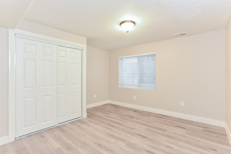 2,140/Mo, 4096 N White Pine Rd Eagle Mountain, UT 84005 Bedroom View 2