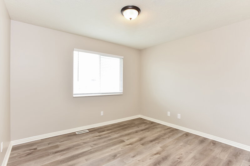2,140/Mo, 4096 N White Pine Rd Eagle Mountain, UT 84005 Bathroom View